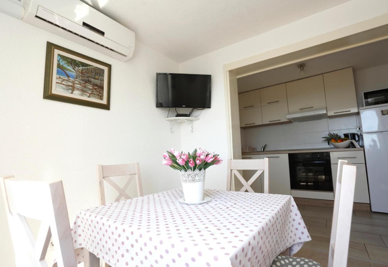 Holiday Home Miklica Klis Extérieur photo